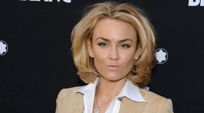 Kelly Carlson Net Worth